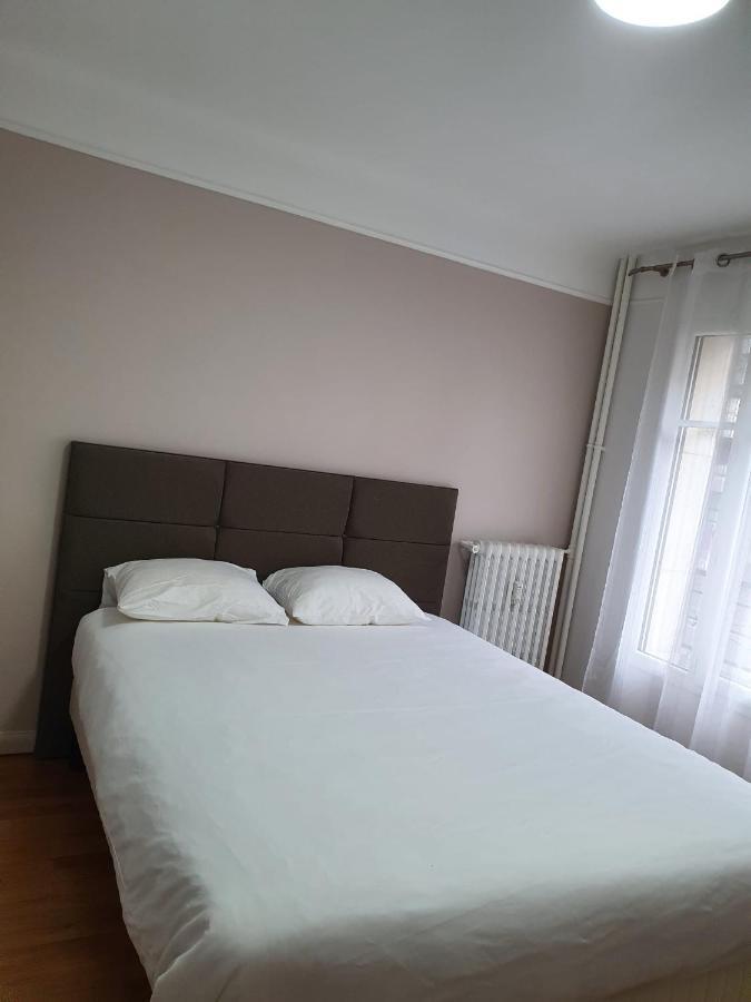 Bel Appartement 2 Pieces, Sortie De Metro Ligne 8 Charenton-le-Pont Exterior foto